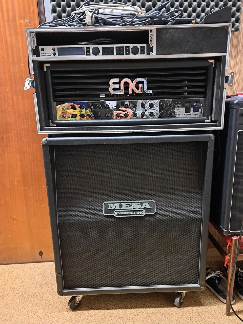 Gitarovy aparat: ENGL Invader / MESA box / G Major 2