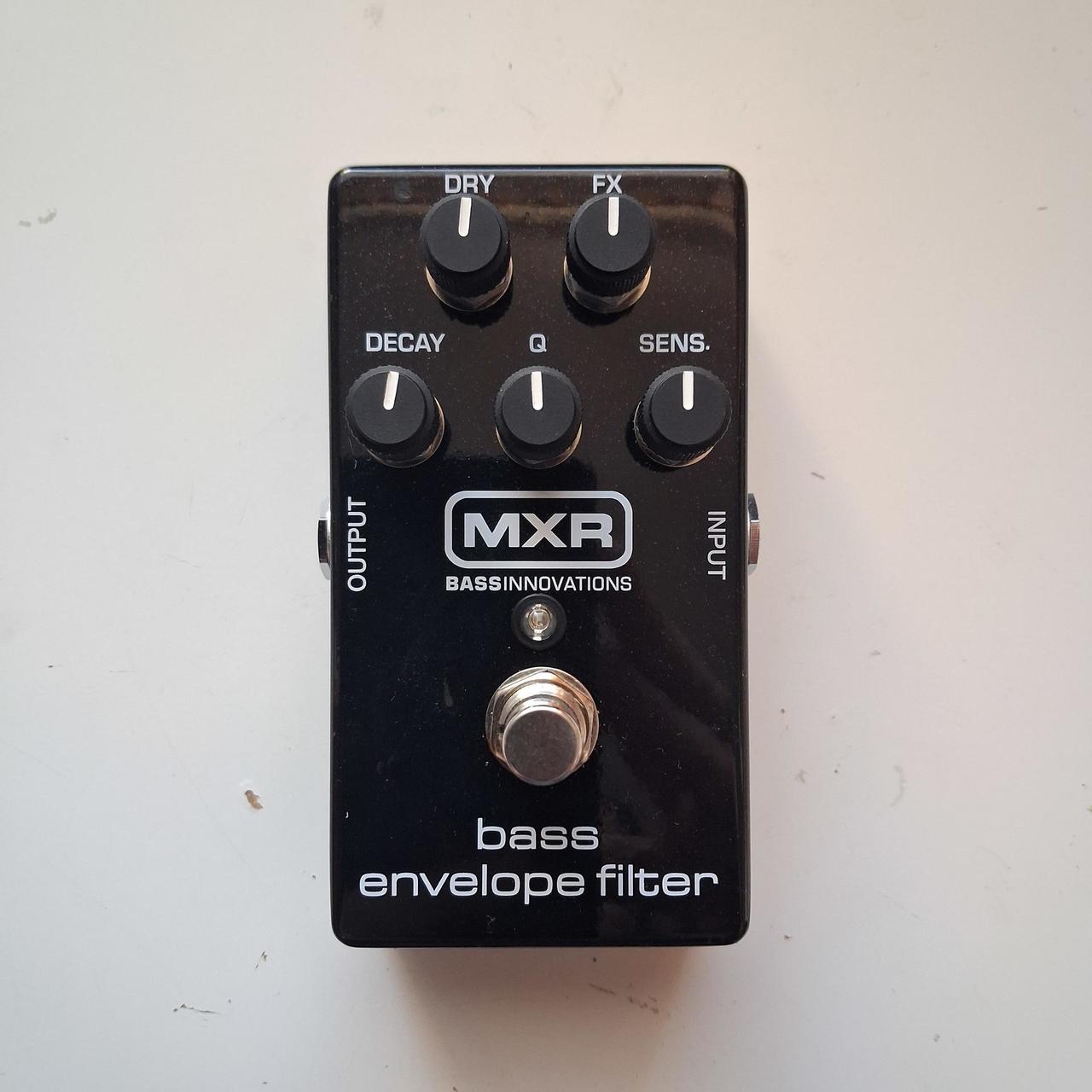 REZERVACE M82 Bass Envelope Filter