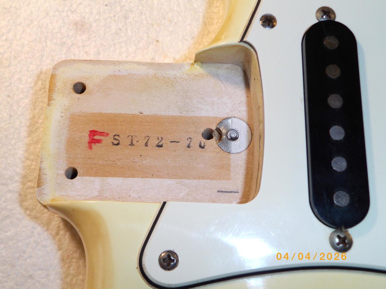 --- Prodám - Fender "Japan" Stratocaster ST 72- 70 ------