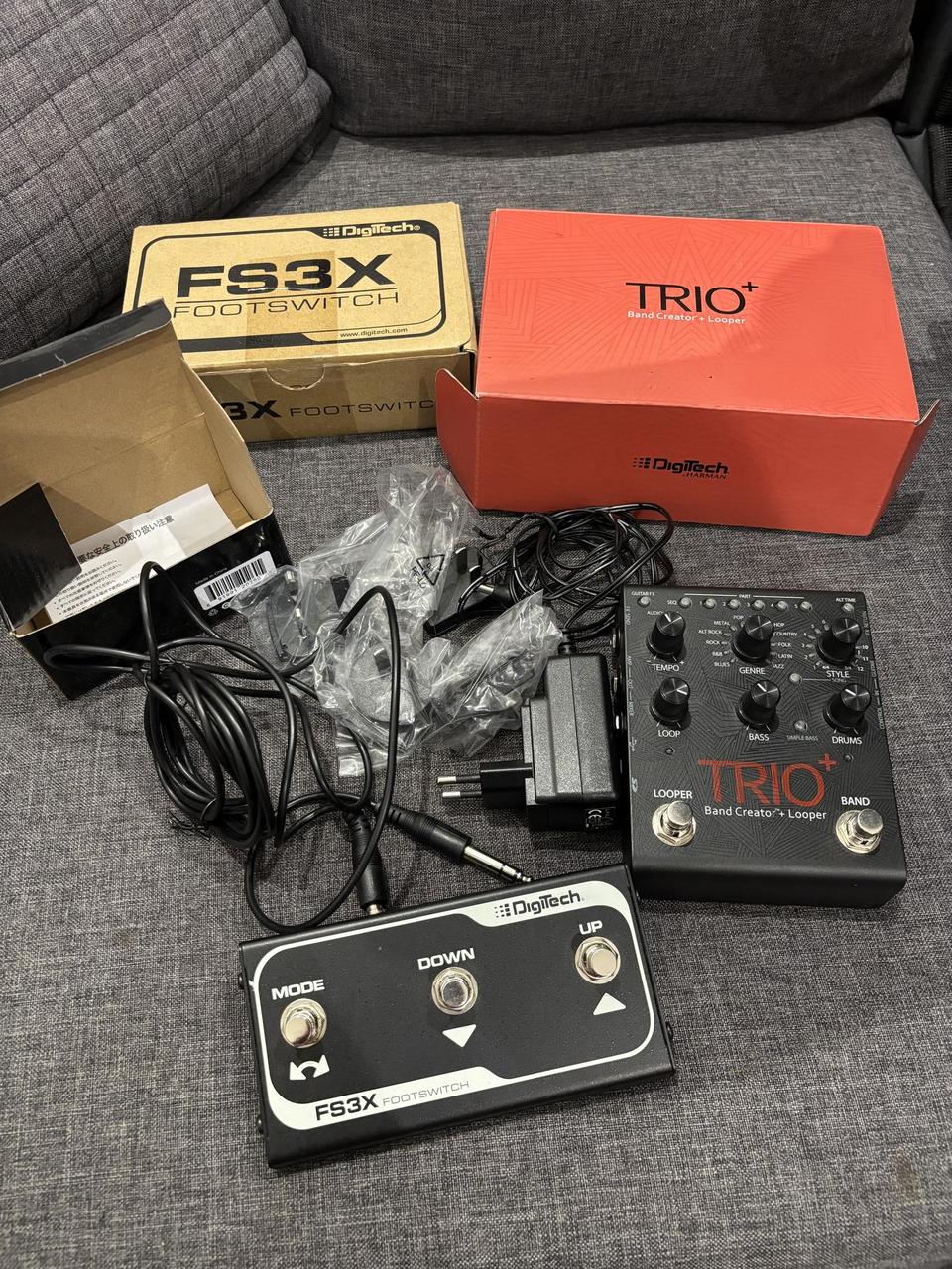 Digitech Trio+ Band Creator Bundle