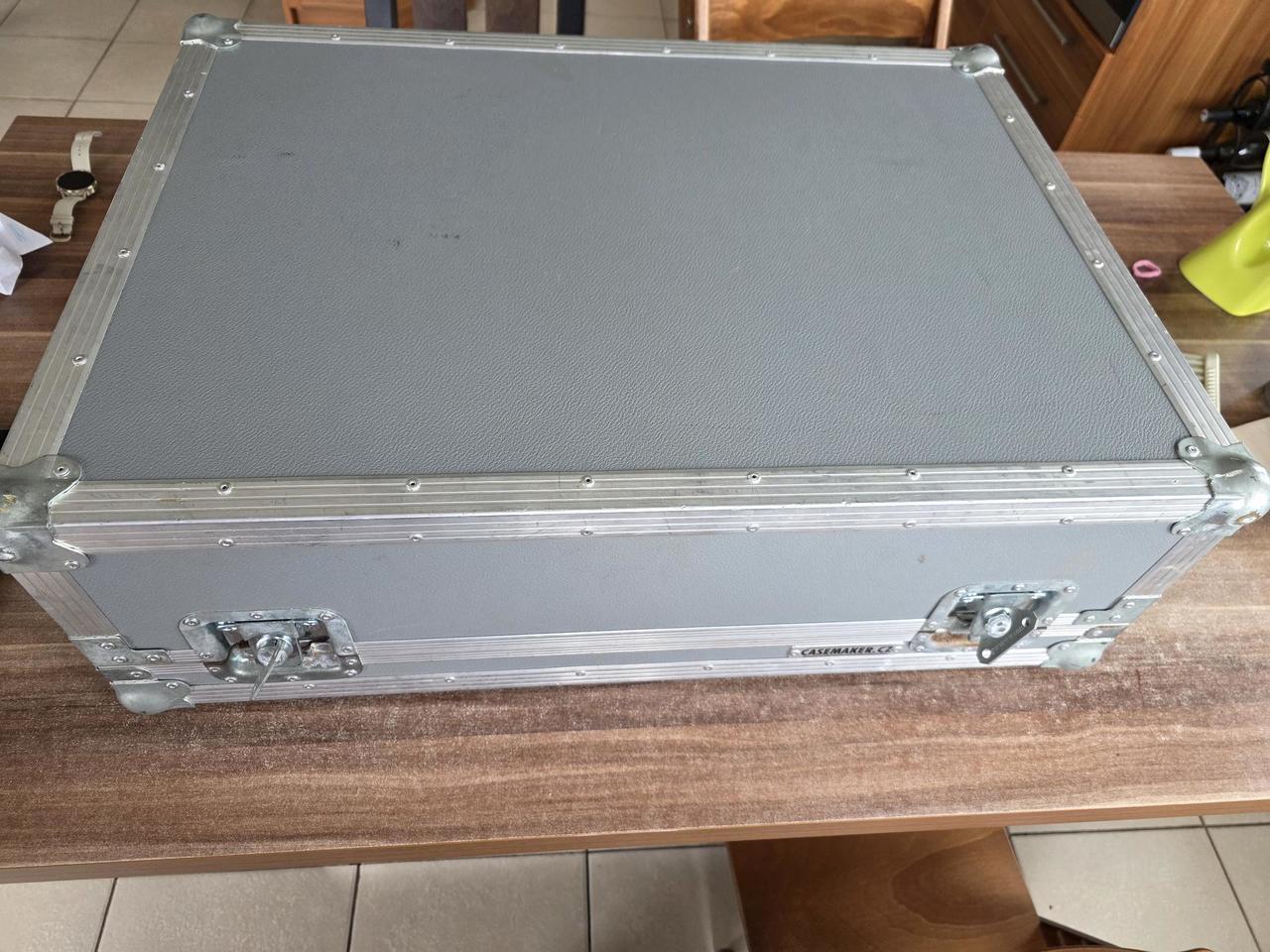 Soundcraft MFXi 20 + přepravní case (100% funkční)