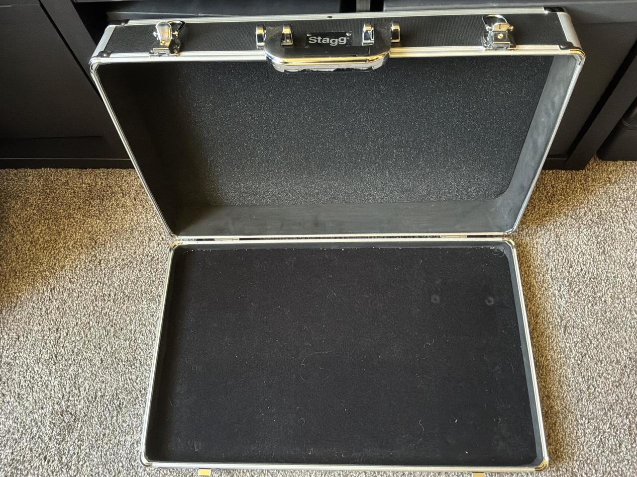 Stagg UPC-535