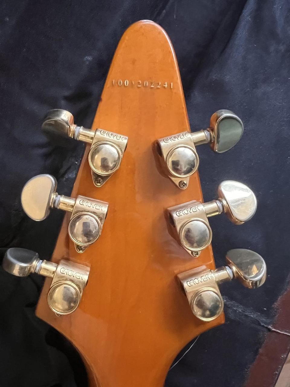 Prodám Epiphone '58 Korina Flying V (Korea 2000) + pevný kuf