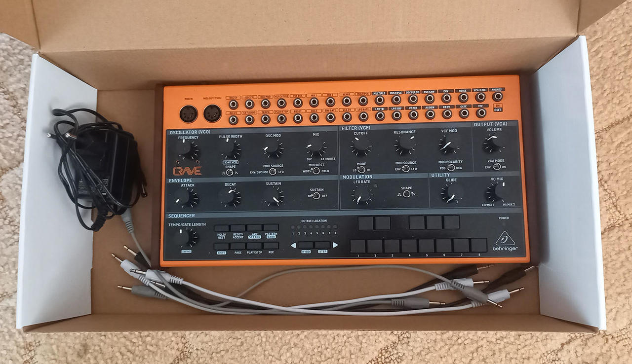Behringer Crave